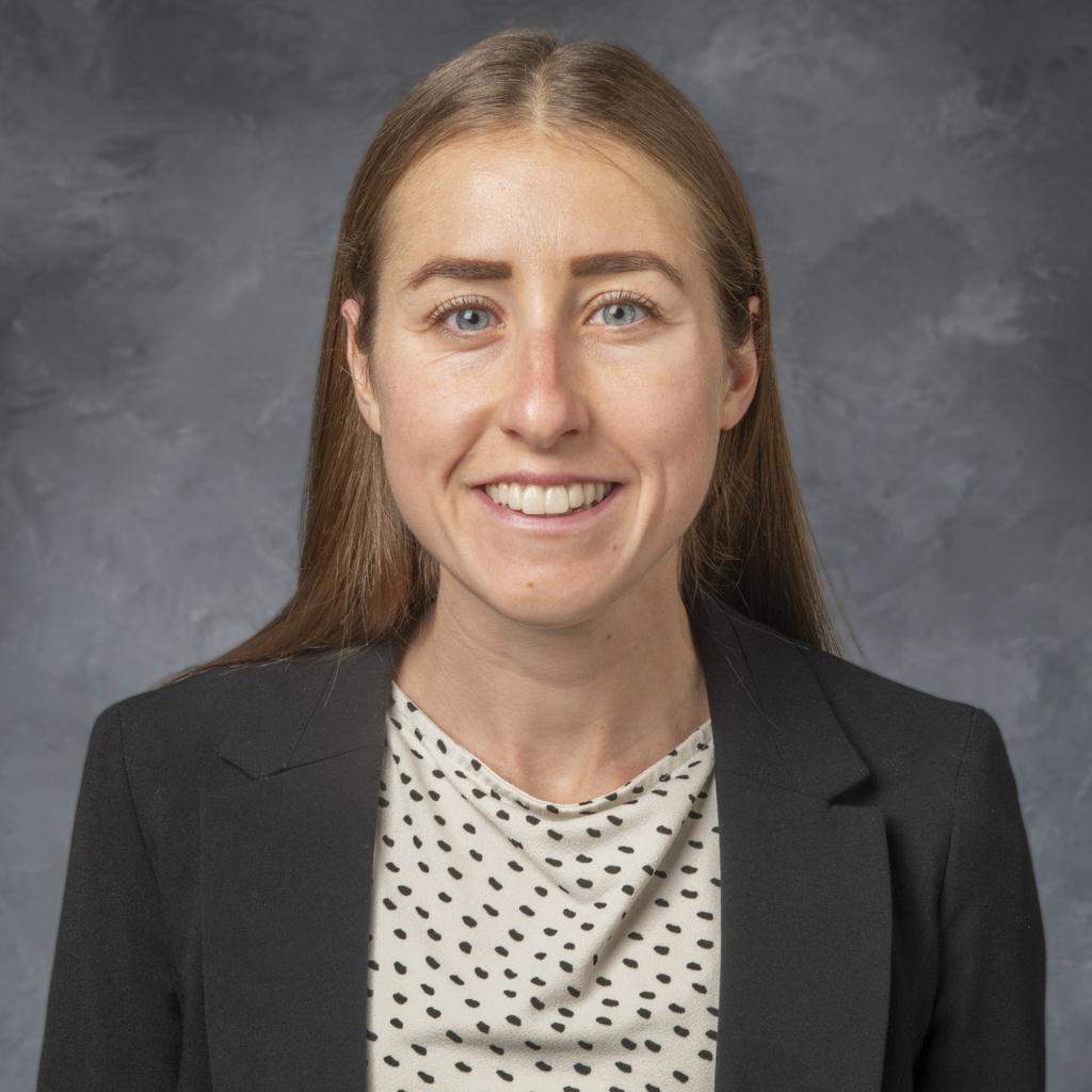 Rebecca Mallon headshot